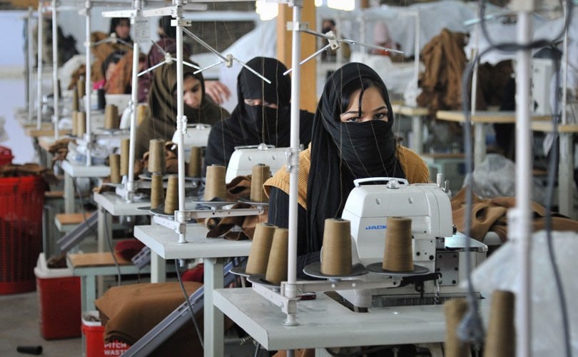 TÃ¼rkei: syrische FlÃ¼chtlingskinder in Bekleidungsfabriken: Next, H&M