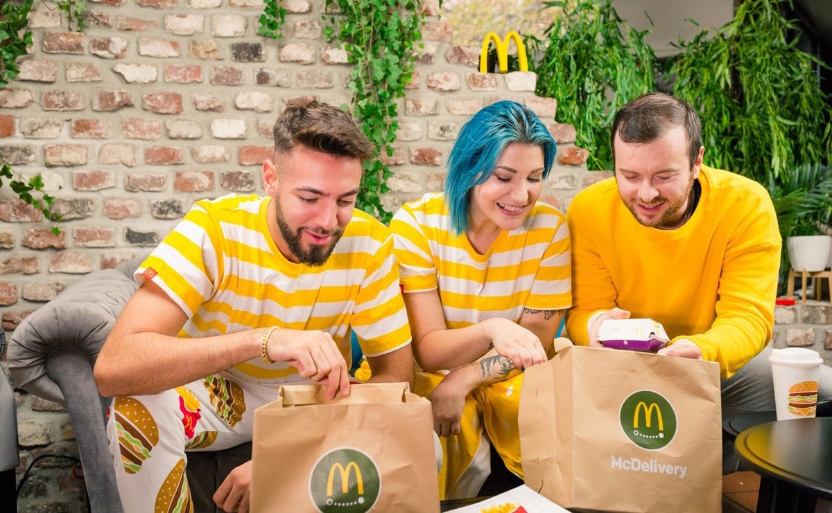 Mcdonalds Beschenkt Fans Mit Fashion